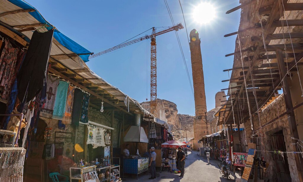 Construction firms in Baghdad: local execution, permitting, and stakeholder coordination